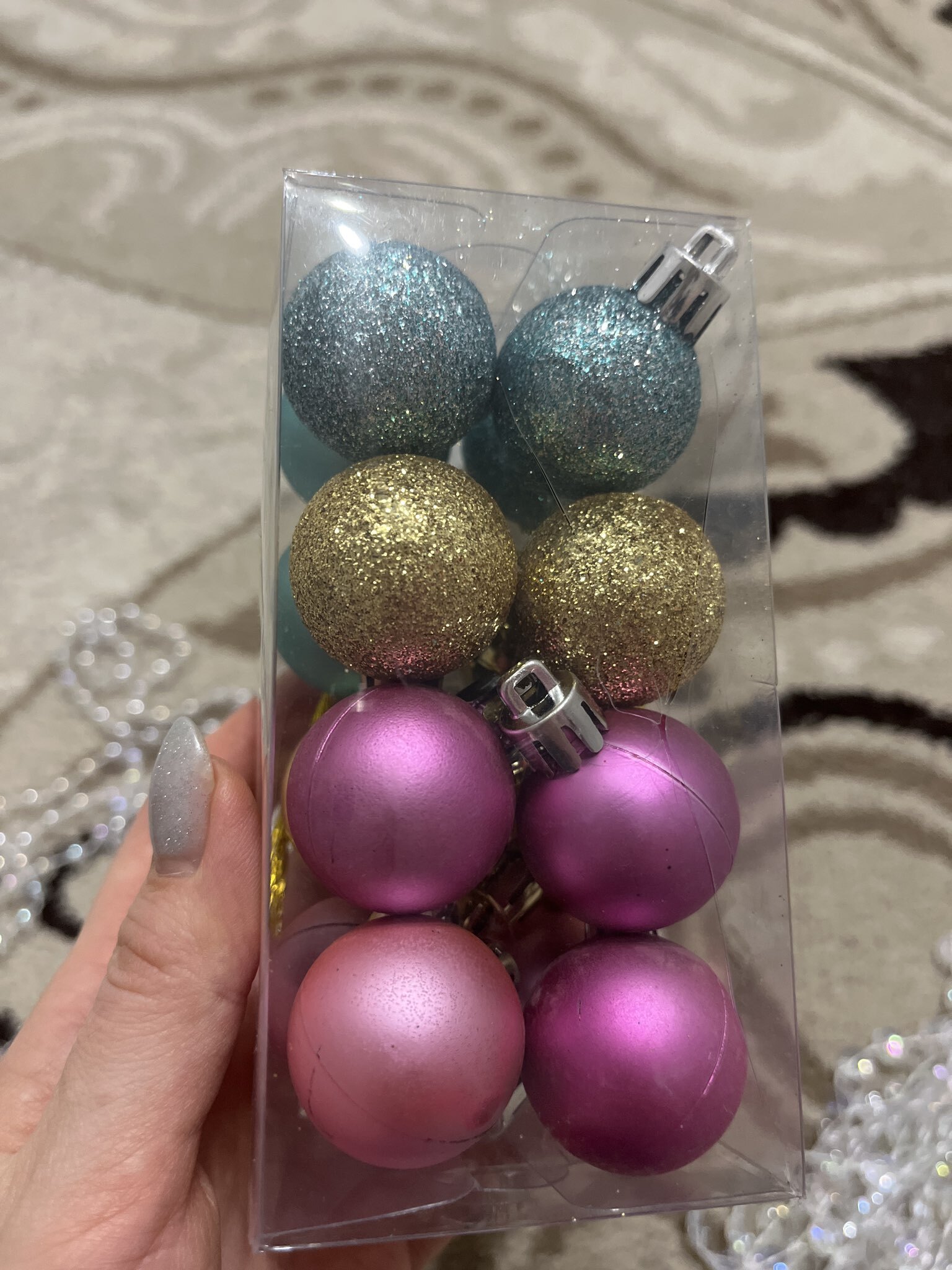 Фотография покупателя товара Шары ёлочные новогодние, пластик, d=3 см, набор 16 шт., винные, розовый и золотой - Фото 1