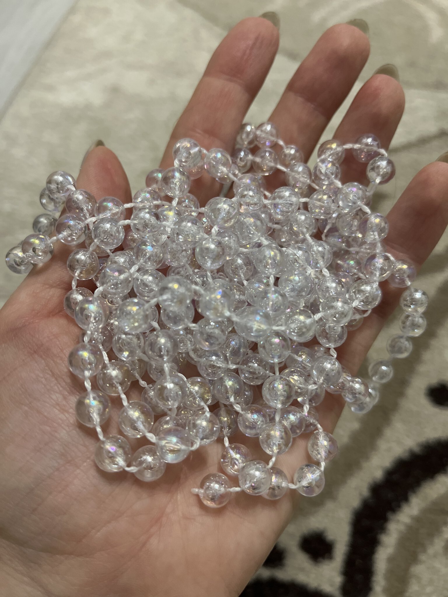 Фотография покупателя товара Бусы на ёлку «Льдинки», длина 2.7 м, d=9 мм, перламутровые - Фото 2