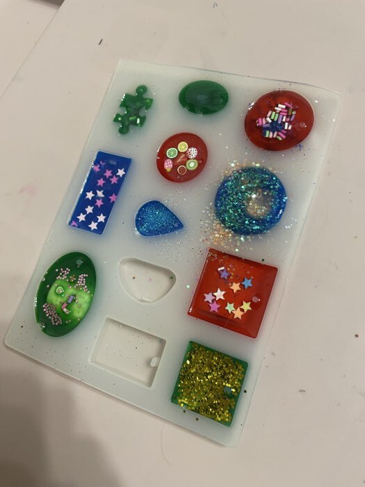 Фотография покупателя товара Набор для опытов «Эпоксидная смола», большой набор - Фото 1