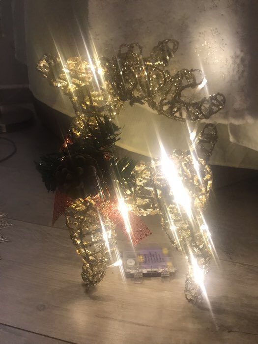 Фотография покупателя товара Светодиодная фигура «Олень серебристый» 25×30×10 см, металл, батарейки ААх3 (не в комплекте), свечение тёплое белое - Фото 1