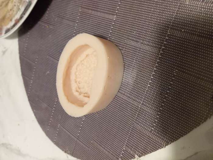 Фотография покупателя товара Силиконовый молд, форма для заливки «Багет с икрой», 5.5×3.7 см, МИКС - Фото 1