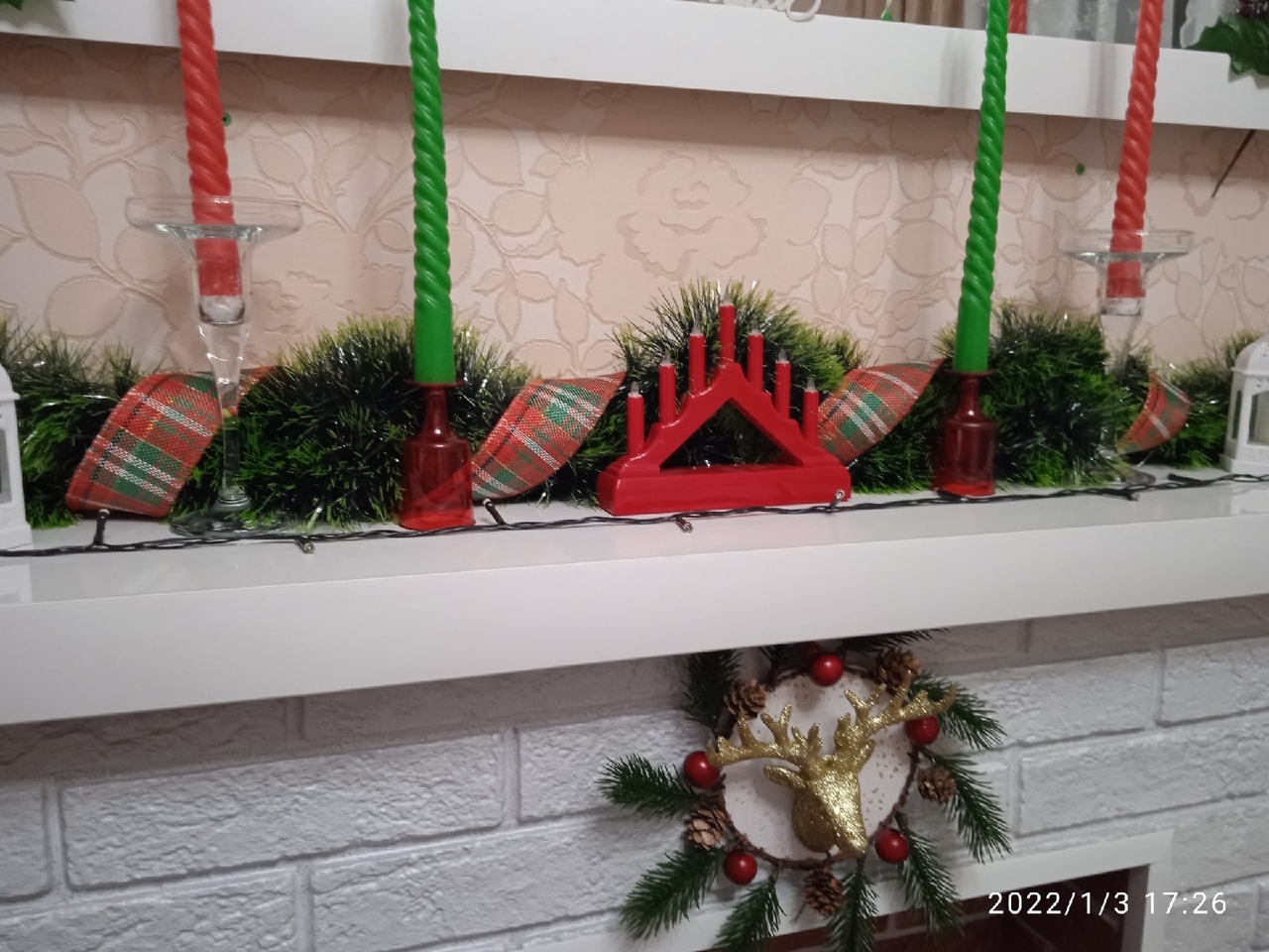 Фотография покупателя товара Светодиодная фигура «Красная рождественская горка», пластик, батарейки ААх2 (не в комплекте), свечение тёплое белое - Фото 3