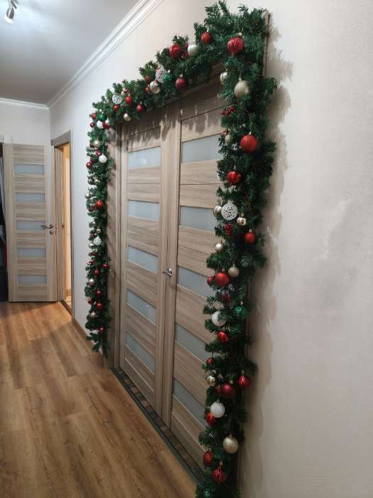 Фотография покупателя товара Гирлянда хвойная новогодняя «Зимнее волшебство», ёлочная, 270 см, d=6 см, 220 веток, 12.5 см - Фото 10