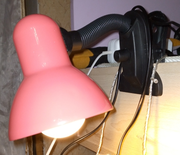 Фотография покупателя товара Лампа настольная Е27, светорегулятор, на зажиме (220В) зеленая (108А) RISALUX - Фото 1