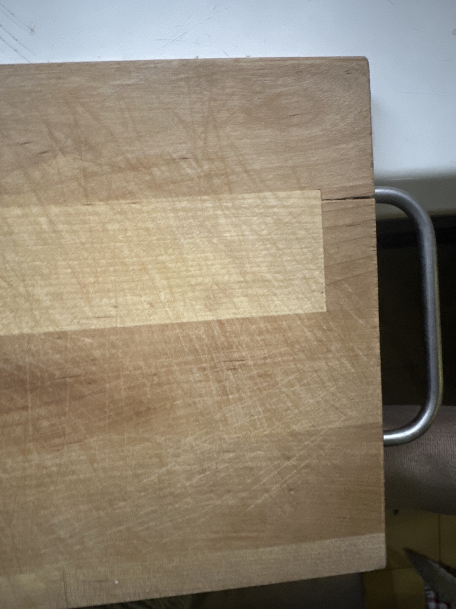 Фотография покупателя товара Набор досок разделочных Дарим Красиво «Прямоугольник», 3 шт., металлическая ручка, подставка, 39×23×2 см, 33×20×1.8 см, 28×18 см, дерево - Фото 5