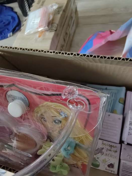 Фотография покупателя товара Набор косметики для девочки «Корона», сумочка - Фото 3