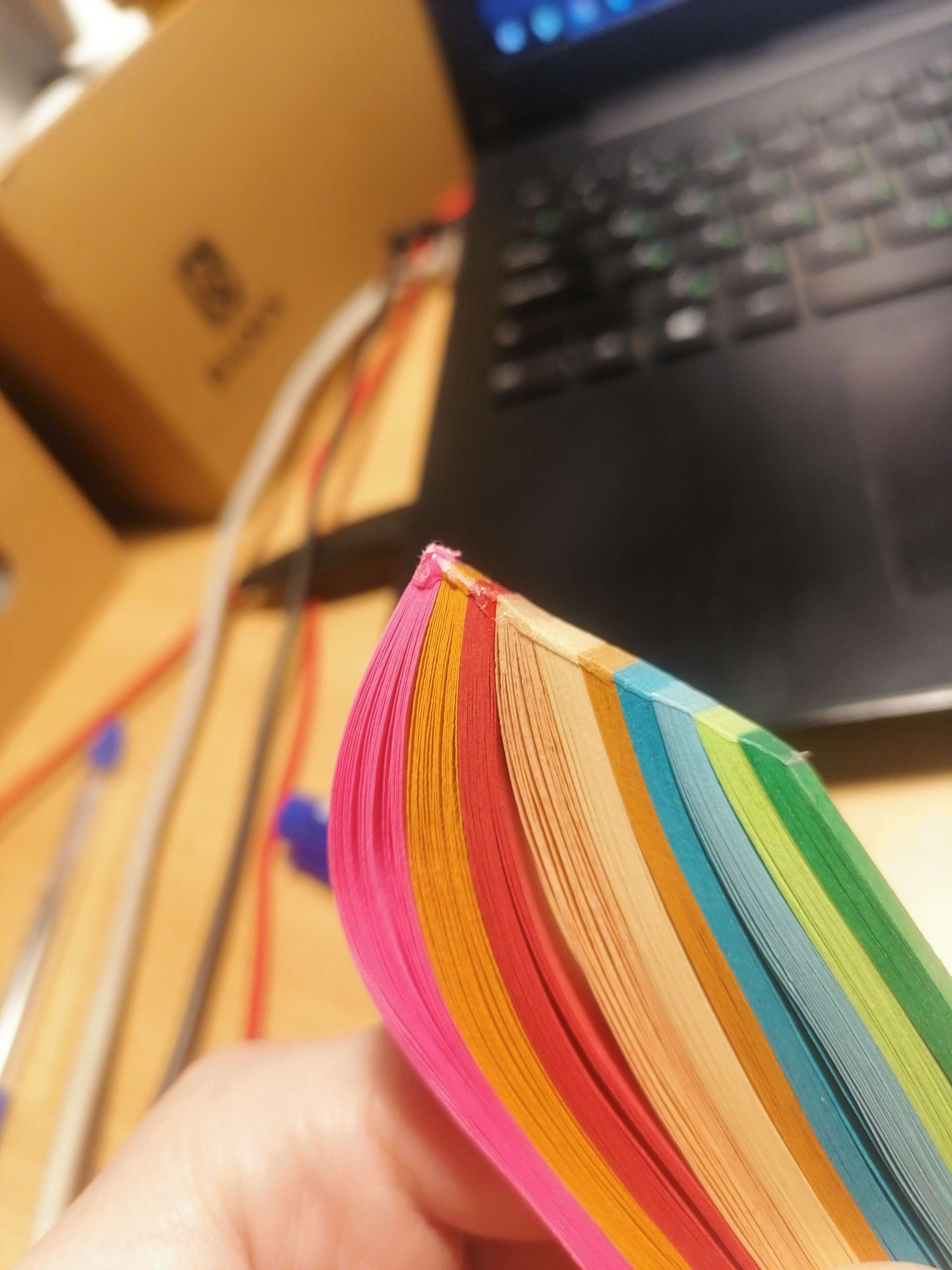 Фотография покупателя товара Полоски для квиллинга "Цветные" (набор 500 полосок) МИКС ширина 1,5 см длина 24 см