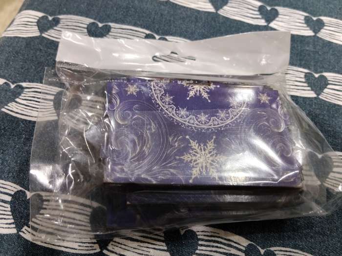 Фотография покупателя товара Чайный домик новогодний «Снегири», 10.5×9.5×12 см - Фото 3