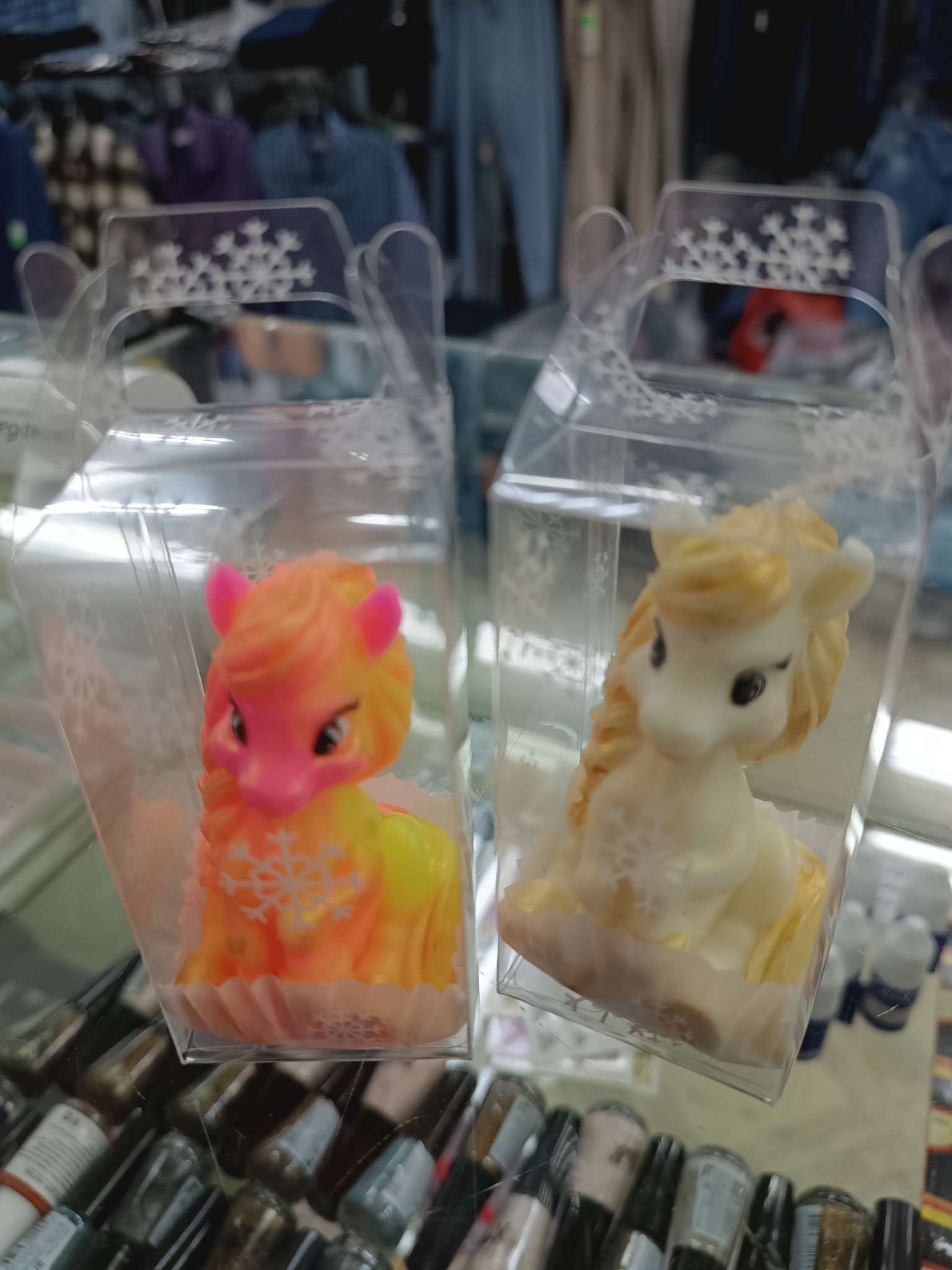 Фотография покупателя товара Коробка подарочная новогодняя складная ПВХ «Праздничное настроение» 11×11×11 см . - Фото 1