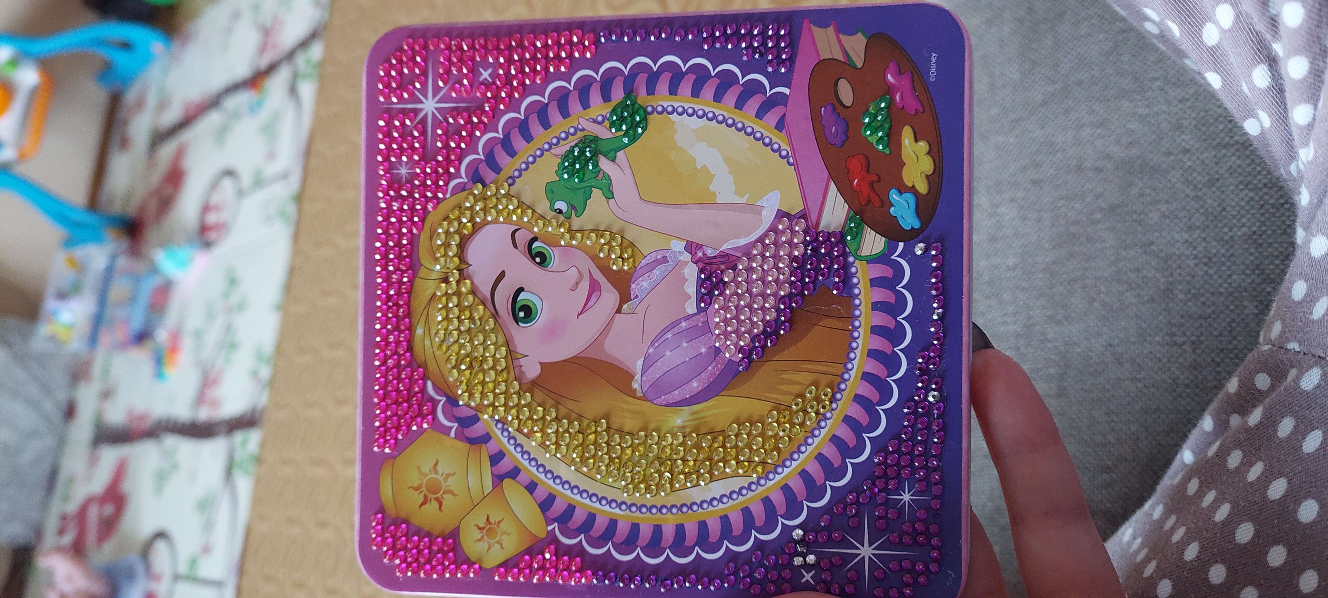 Фотография покупателя товара Алмазная мозаика на шкатулке, 14х14 см, Принцессы - Фото 1