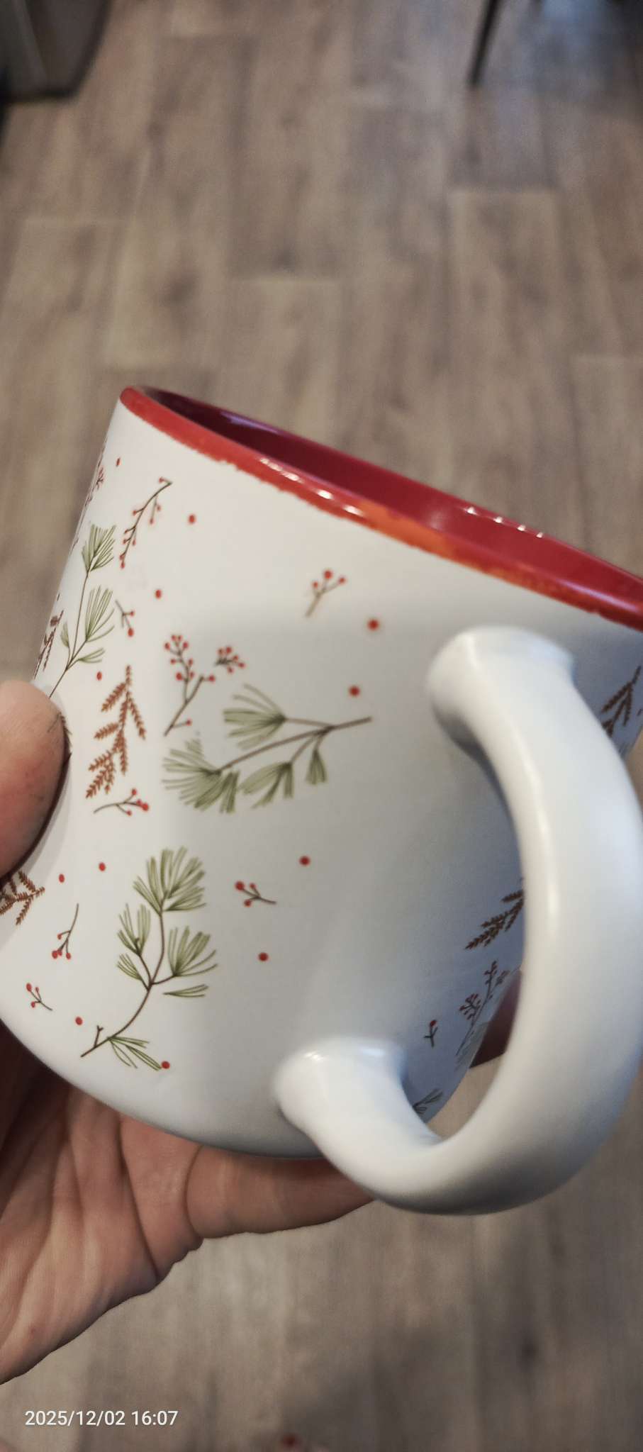 Фотография покупателя товара Кружка новогодняя керамическая «Лесная сказка», 380 мл - Фото 9