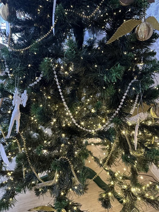 Фотография покупателя товара Бусы на ёлку «Льдинки», длина 2.7 м, d=9 мм, перламутровые - Фото 1