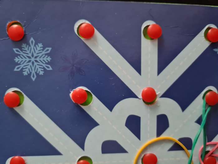 Фотография покупателя товара Новогодняя развивающая игра. Геоборд «Новый год! Зимняя сказка» - Фото 7