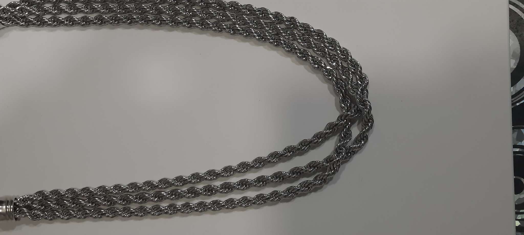 Фотография покупателя товара Колье «Цепь» косичка, цвет глянцевое серебро, 40 см - Фото 1