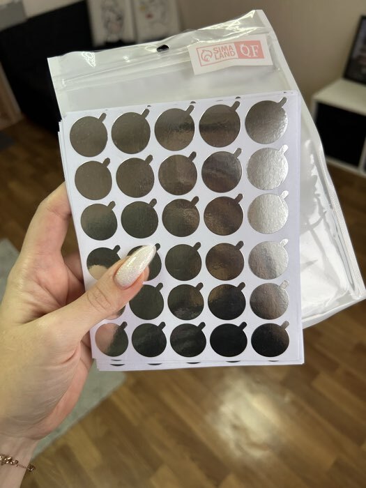 Фотография покупателя товара Планшет под клей, для наращивания ресниц, набор - 10 листов, на клеевой основе, серебристый - Фото 1