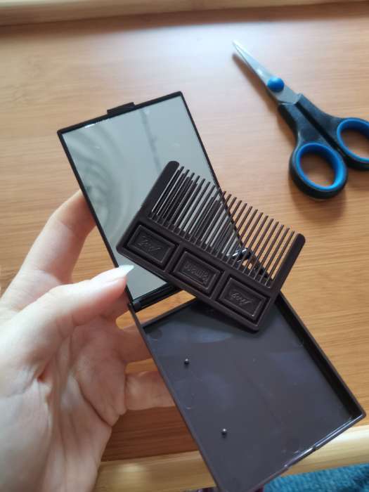 Фотография покупателя товара Зеркало складное «Шоколадное чудо», с расчёской, 8,5 × 6 см, цвет МИКС - Фото 10