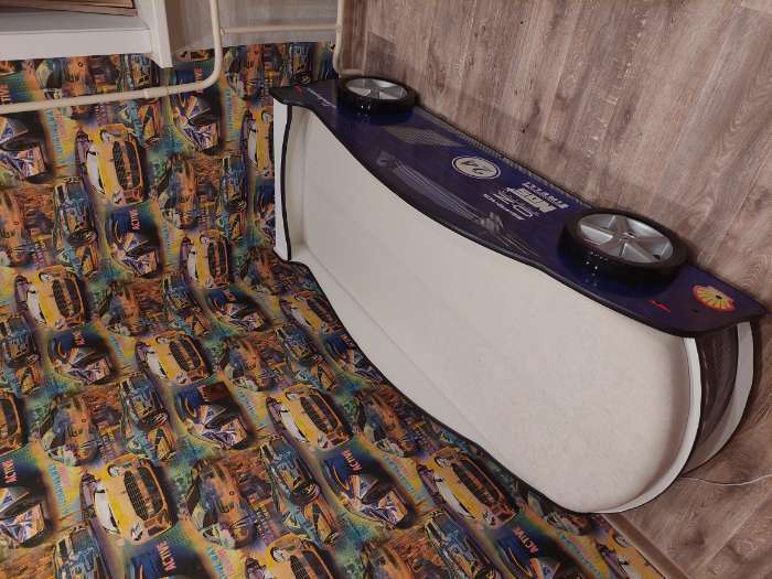 Фотография покупателя товара Кровать машина «Ламба синяя», матрас, подсветка дна и фар, пластиковые колёса, 2 шт