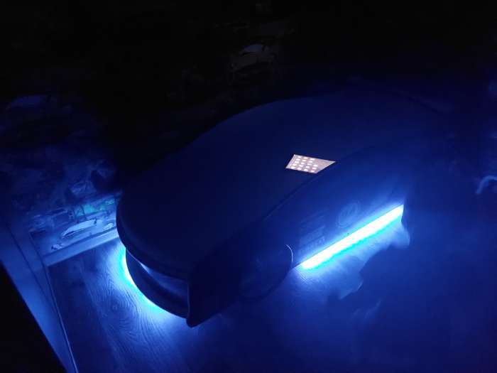 Фотография покупателя товара Кровать машина «Ламба синяя», матрас, подсветка дна и фар, пластиковые колёса, 2 шт