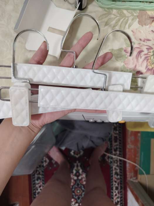 Фотография покупателя товара Вешалки для брюк и юбок LaDо́m Eliot, 29×15 см, 3 шт., с зажимами, белые - Фото 9