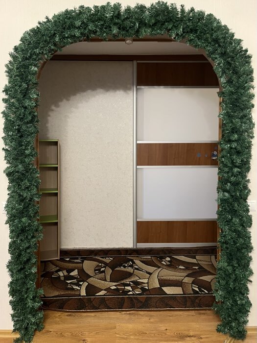 Фотография покупателя товара Гирлянда хвойная новогодняя «Зимнее волшебство», ёлочная, 270 см, d=6 см, 220 веток, 12.5 см - Фото 110