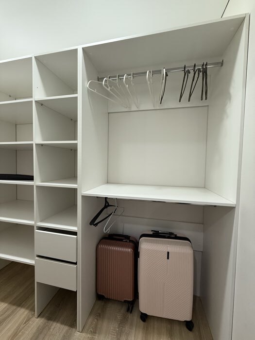 Фотография покупателя товара Вешалка модульной гардеробной системы «Модус», 2090×800×420 мм, цвет белый - Фото 2