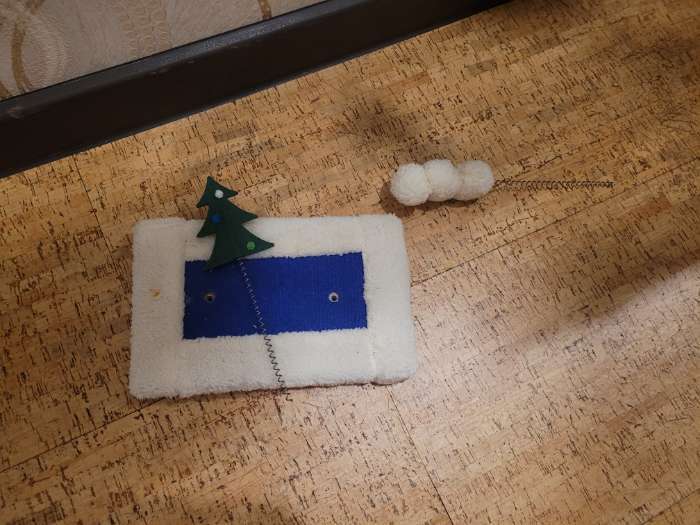 Фотография покупателя товара Игрушка для кошек с дразнилками «Зимний лес», цвет МИКС - Фото 1