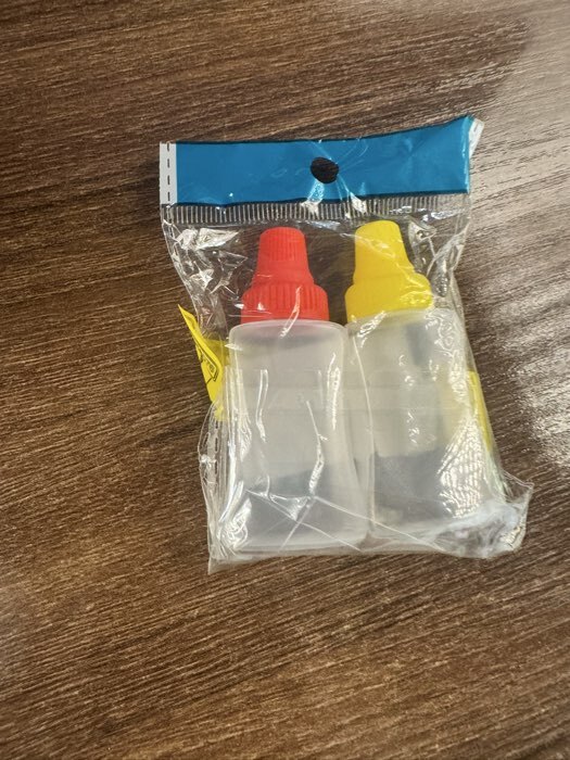 Фотография покупателя товара Бутылки для соуса «Мини», набор 2 шт., 24 мл, 7.3×3×2.2 см, пластик, прозрачные, наклейка МИКС - Фото 1