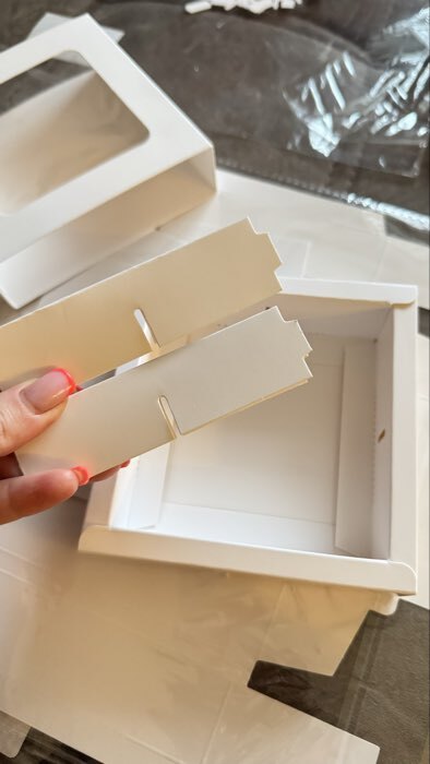 Фотография покупателя товара Коробка для 4 конфеты, с окном, целлюлоза белая,12.5×12.5×3.5 см - Фото 37