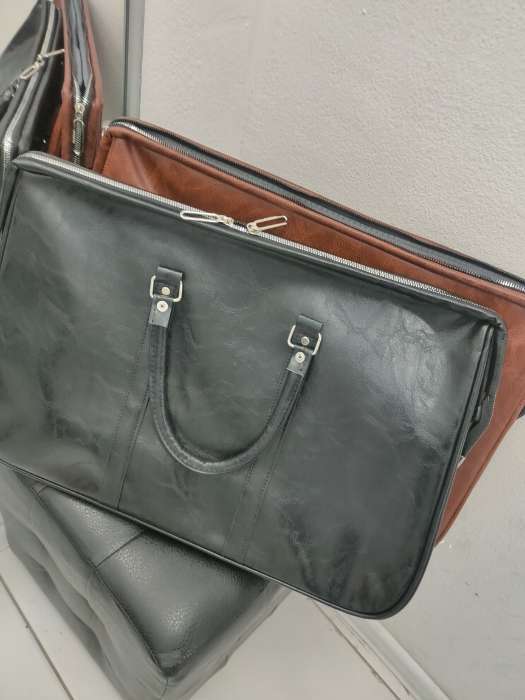 Фотография покупателя товара Сумка дорожная на молнии, чёрная - Фото 2