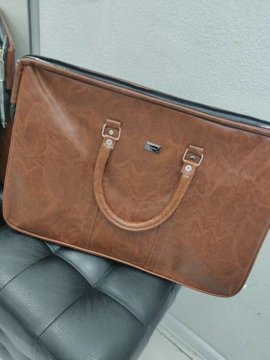 Фотография покупателя товара Сумка дорожная на молнии, чёрная - Фото 4