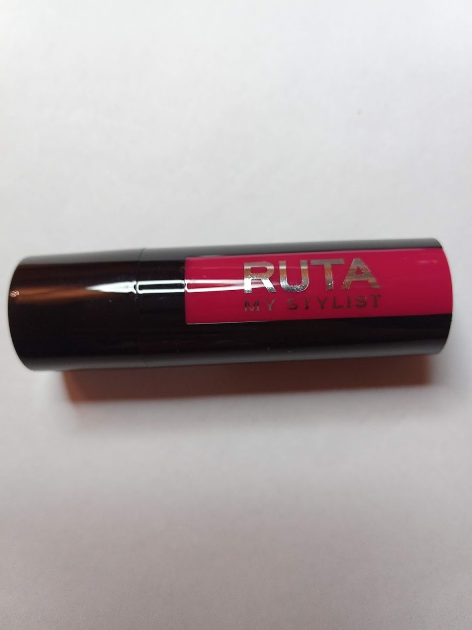 Фотография покупателя товара Губная помада Ruta Glamour Lipstick, тон 27, энергия аметиста - Фото 2