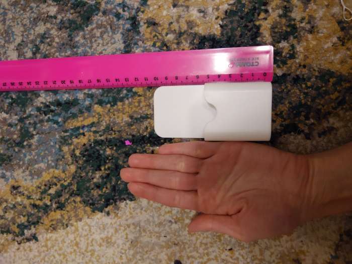 Фотография покупателя товара Магнитная универсальная подставка для маркеров и губок белого цвета «Классика» 3×5×10.5 см - Фото 1