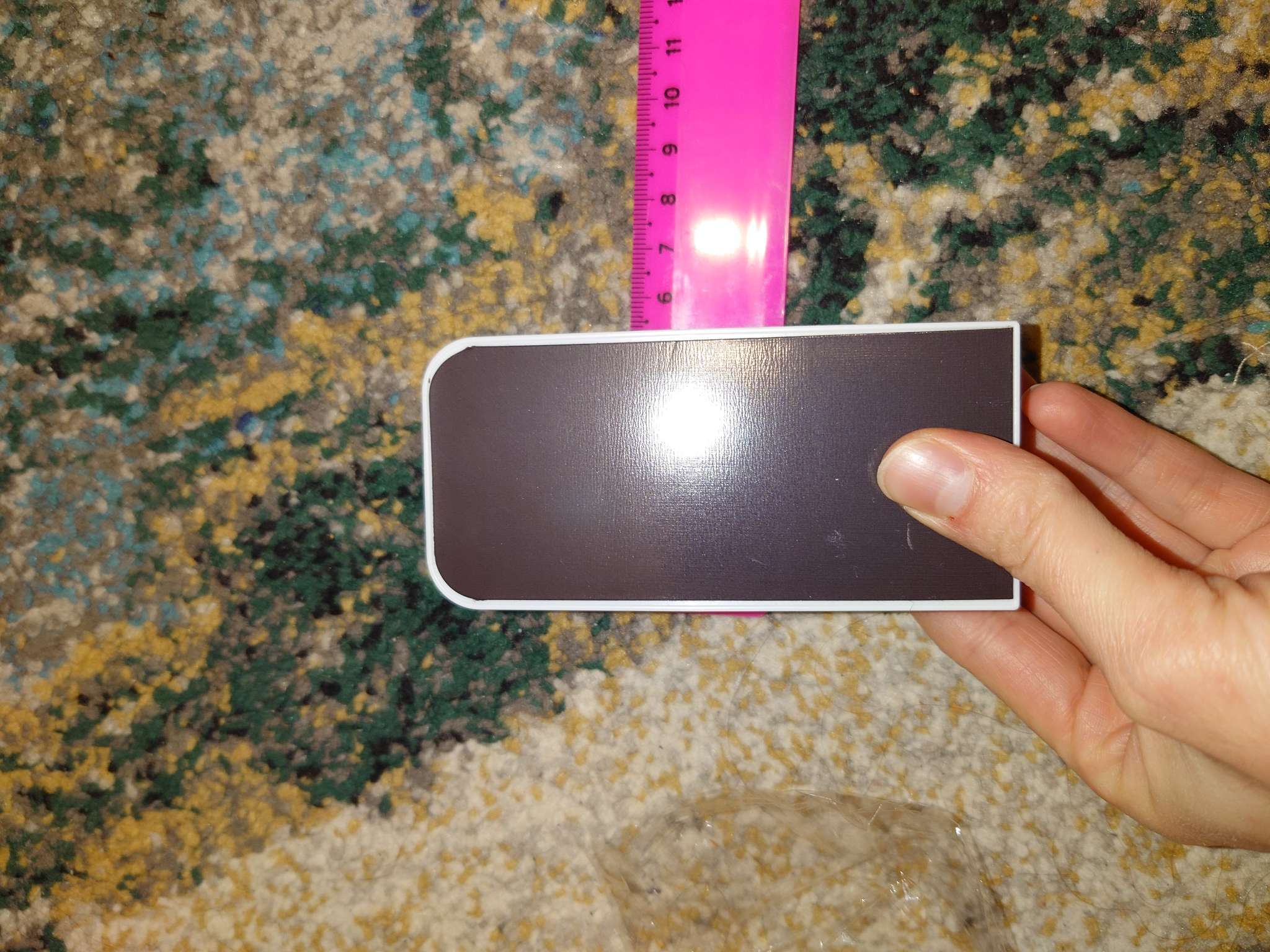 Фотография покупателя товара Магнитная универсальная подставка для маркеров и губок белого цвета «Классика» 3×5×10.5 см - Фото 2