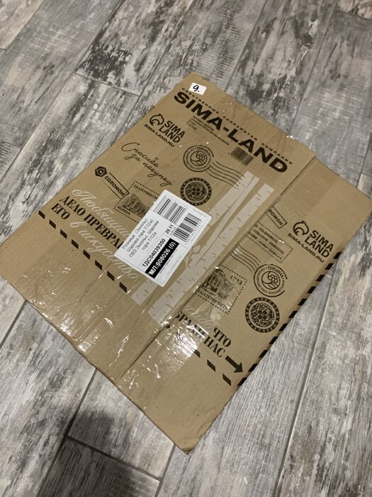 Фотография покупателя товара Коробка для 6 капкейков с окном подарочная новогодняя упаковка «С Новым годом», 25×17×10 см - Фото 2