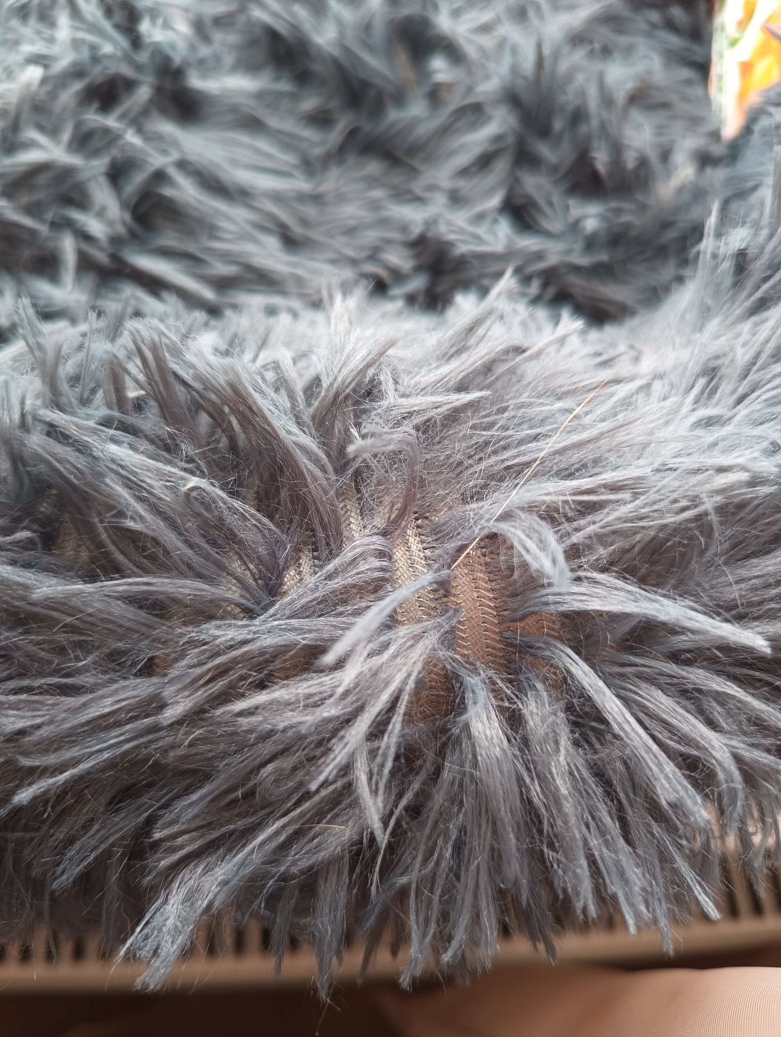 Фотография покупателя товара Лежанка для животных, длинный мех, 45×35×11 см, серая - Фото 12