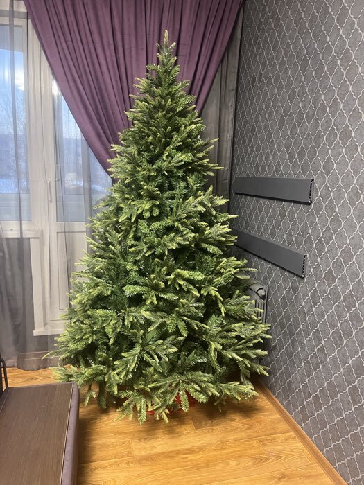 Фотография покупателя товара Искусственная ёлка «Зимнее волшебство. Элит», 120 см, d нижнего яруса 89 см, 322 смешанные ветки шарнирные - Фото 8