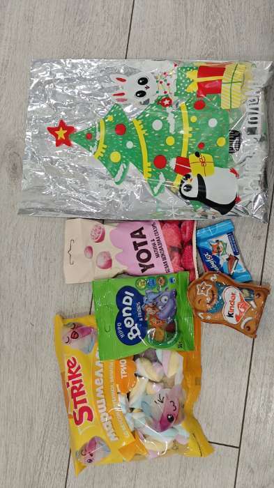 Фотография покупателя товара Пакет подарочный новогодний пластиковый «Спешу к тебе», 20×30 см - Фото 5