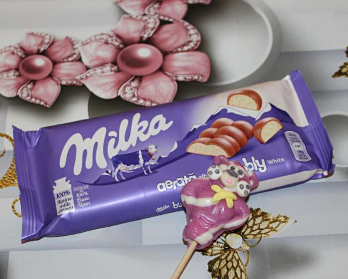Фотография покупателя товара Молочный шоколад Milka Bubbly White Chocolate белый с пузырьками, 95 г