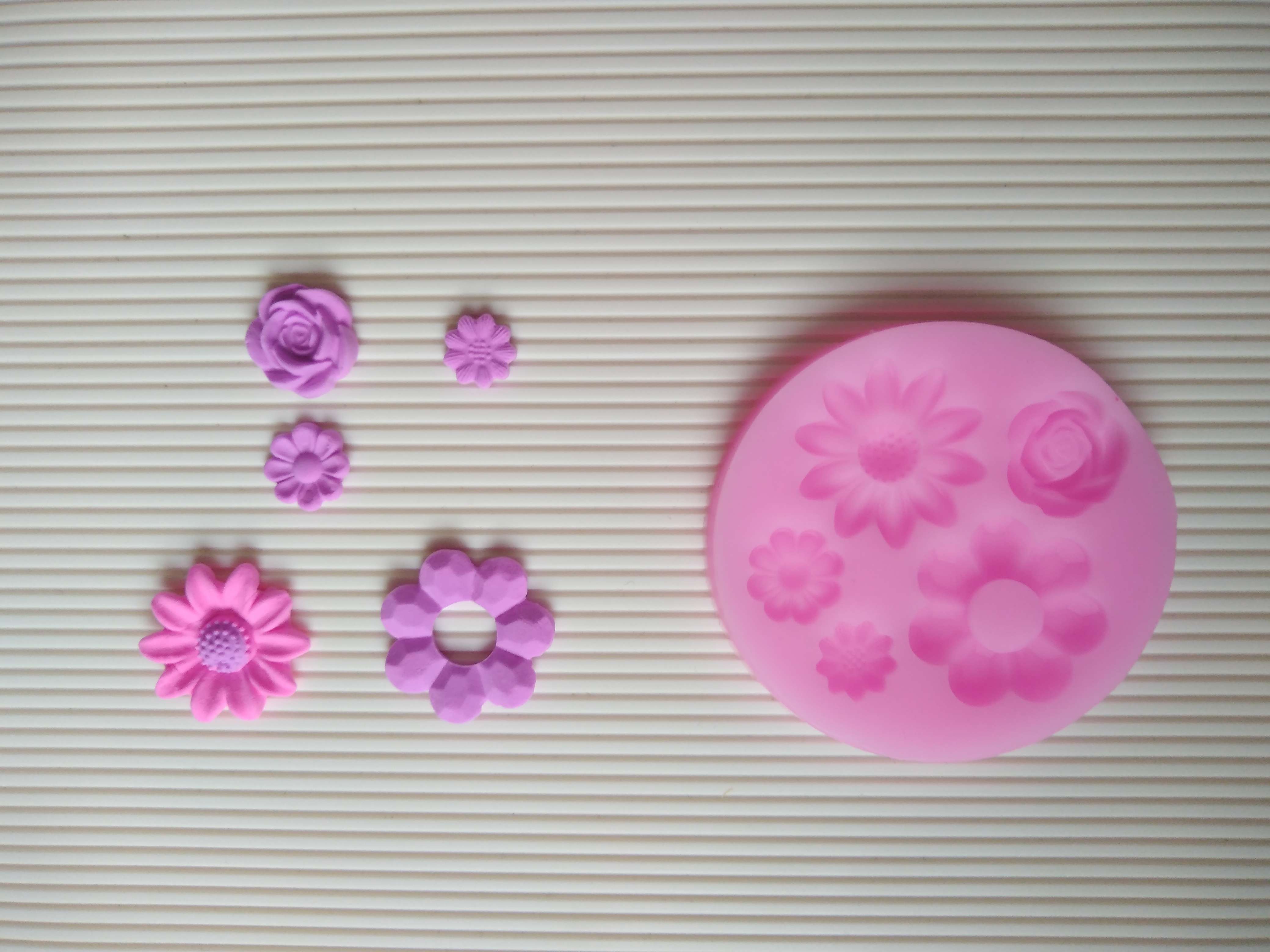 Фотография покупателя товара Молд Доляна «Клумба», силикон, 6,5×0,7 см, цвет розовый - Фото 1