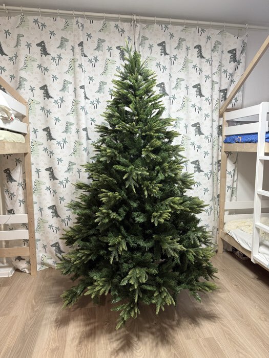Фотография покупателя товара Искусственная ёлка «Зимнее волшебство. Элит», 120 см, d нижнего яруса 89 см, 322 смешанные ветки шарнирные - Фото 6