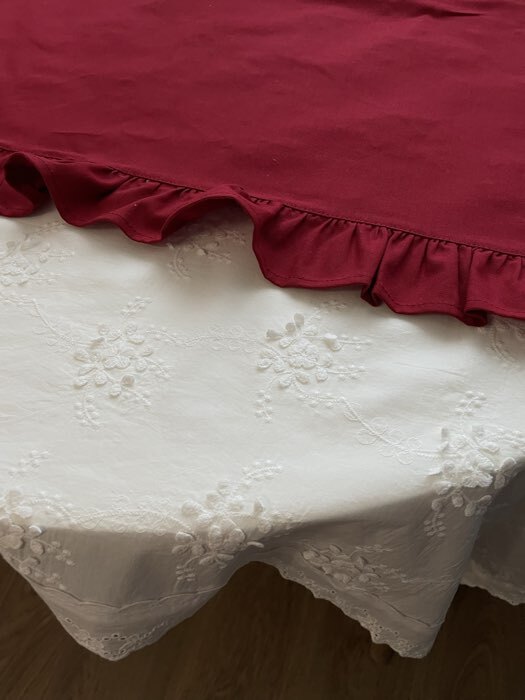 Фотография покупателя товара Скатерть «Этель», фактурная с вышивкой, 140×140 см, белая - Фото 2