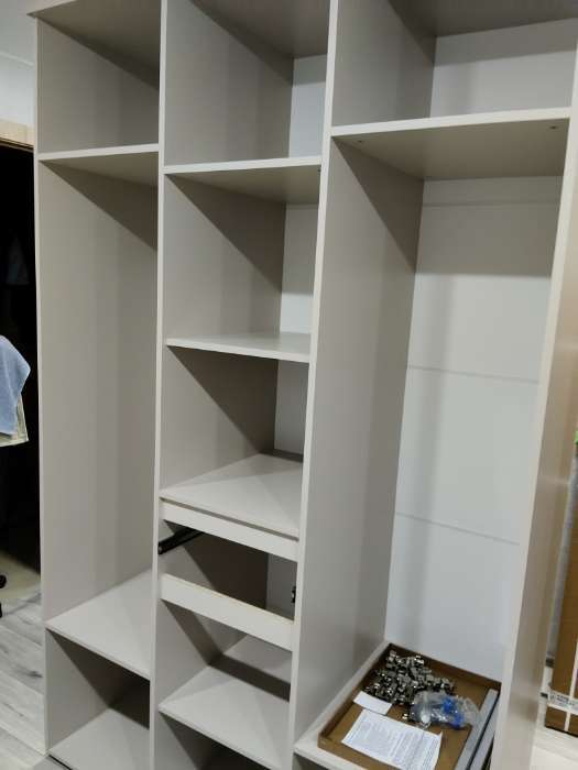 Фотография покупателя товара Шкаф прямой четырёхстворчатый для одежды «Лора», 1 ящик, 1800×570×2200 мм, цвет крафт золотой/белый - Фото 1