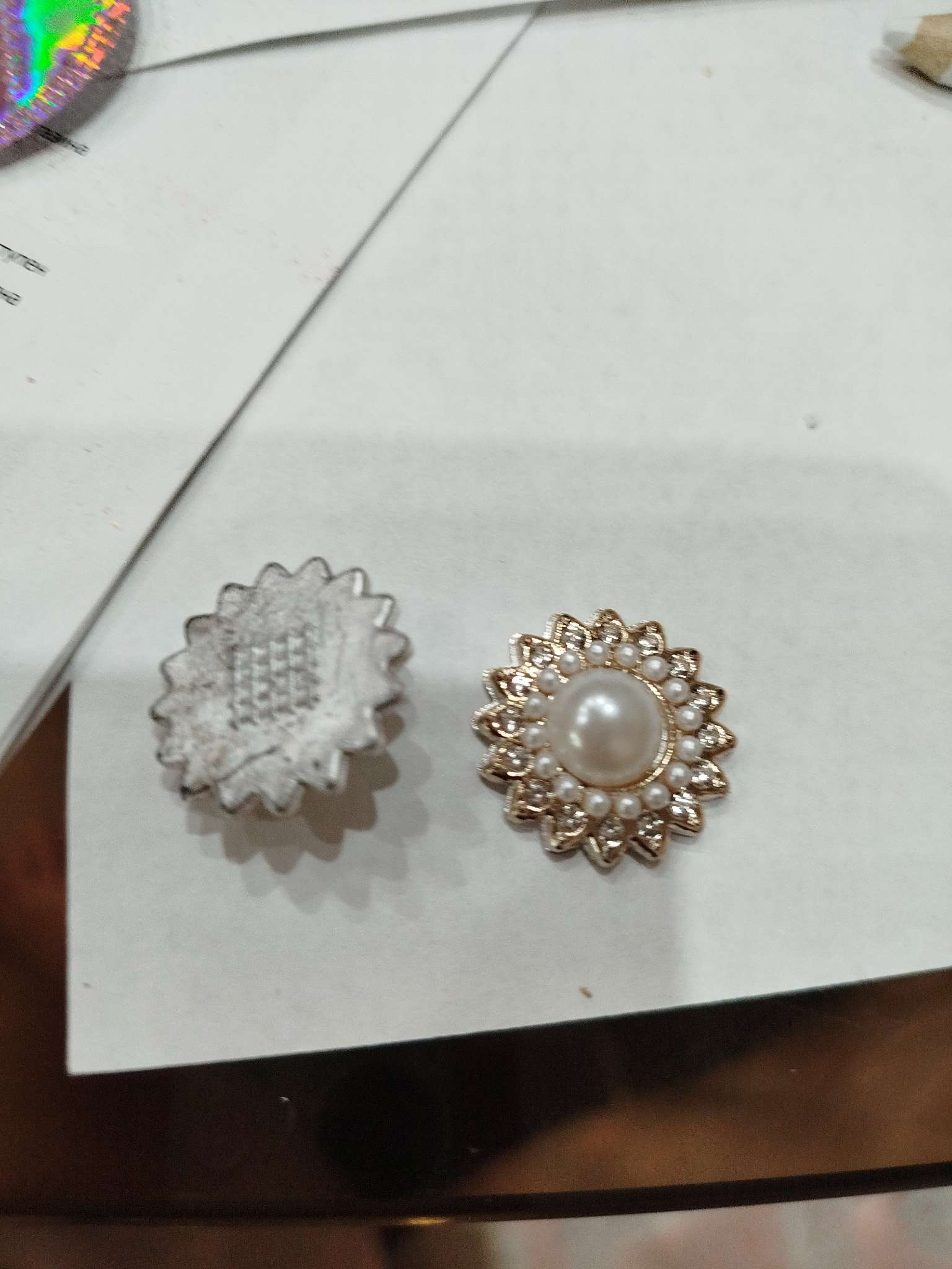 Фотография покупателя товара Декор для творчества пластик, стразы "Жемчужная астра" набор 10 шт 2х2 см - Фото 1