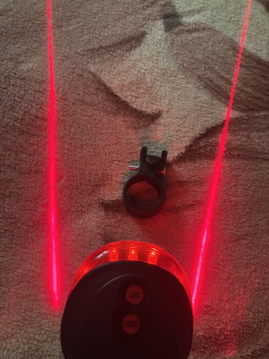 Фотография покупателя товара Задний фонарь с лазером «Мастер К», велосипедный, водонепроницаемый, 4 режима, 2ААА - Фото 2