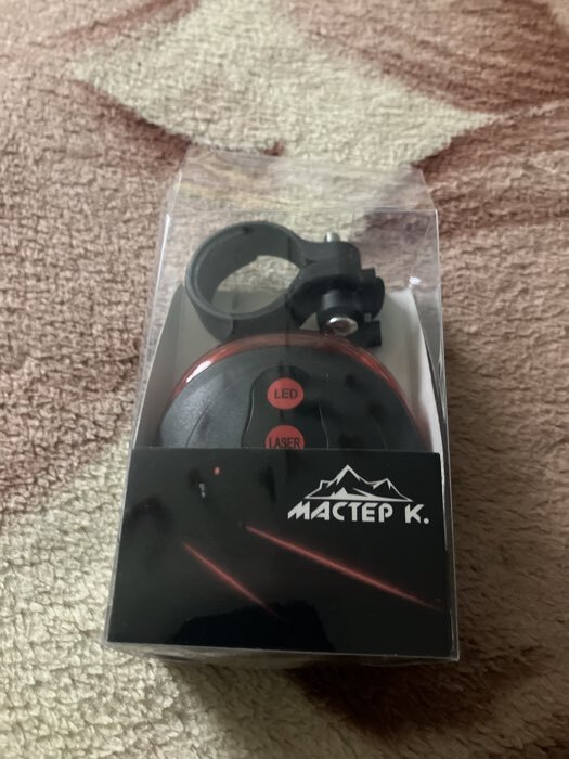 Фотография покупателя товара Задний фонарь с лазером «Мастер К», велосипедный, водонепроницаемый, 4 режима, 2ААА - Фото 3