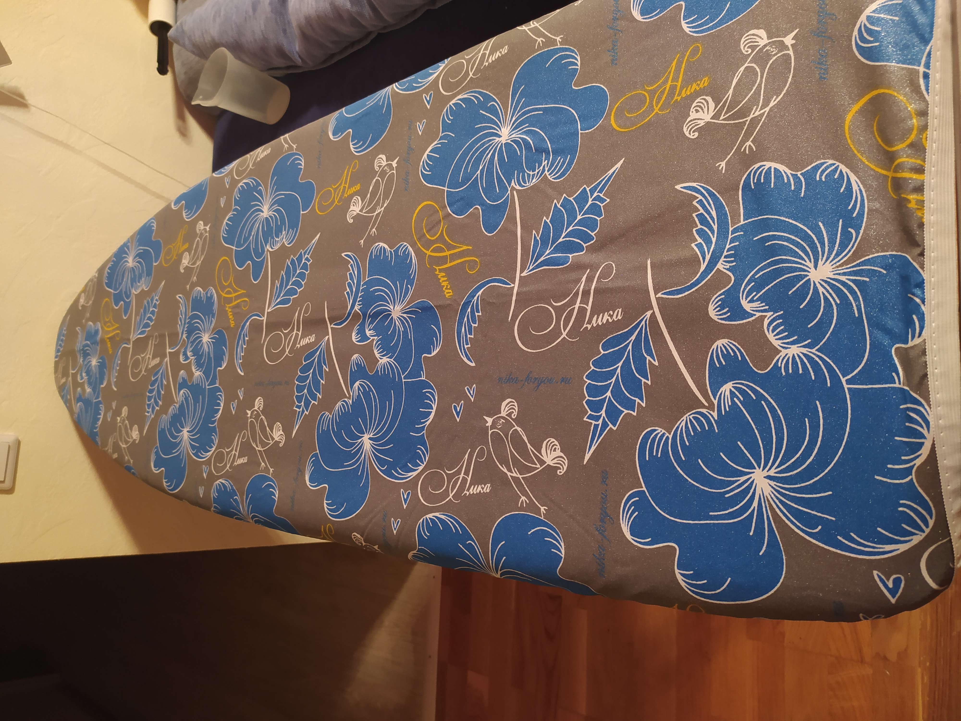 Фотография покупателя товара Чехол для гладильной доски Nika, 130×48 см, с поролоном, антипригарный, рисунок МИКС - Фото 14