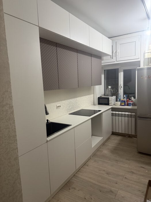 Фотография покупателя товара Кухонный гарнитур прямой «Урания», 2600 мм, цвет белый/коричневый софт - Фото 5