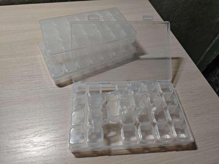 Фотография покупателя товара Органайзер для хранения мелочей QF, 28 ячеек, 17.5×10.5×2.5 см, разноцветный - Фото 1