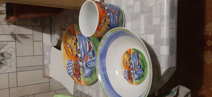 Фотография покупателя товара Набор детской посуды из керамики Доляна «Гонки», 3 предмета: кружка 230 мл, миска 400 мл, тарелка d=18 см - Фото 2