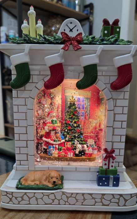 Фотография покупателя товара Светодиодная фигура «Чудесный камин», 26×10×18 см, музыка, от батареек ААх3, USB, свечение тёплое белое - Фото 1